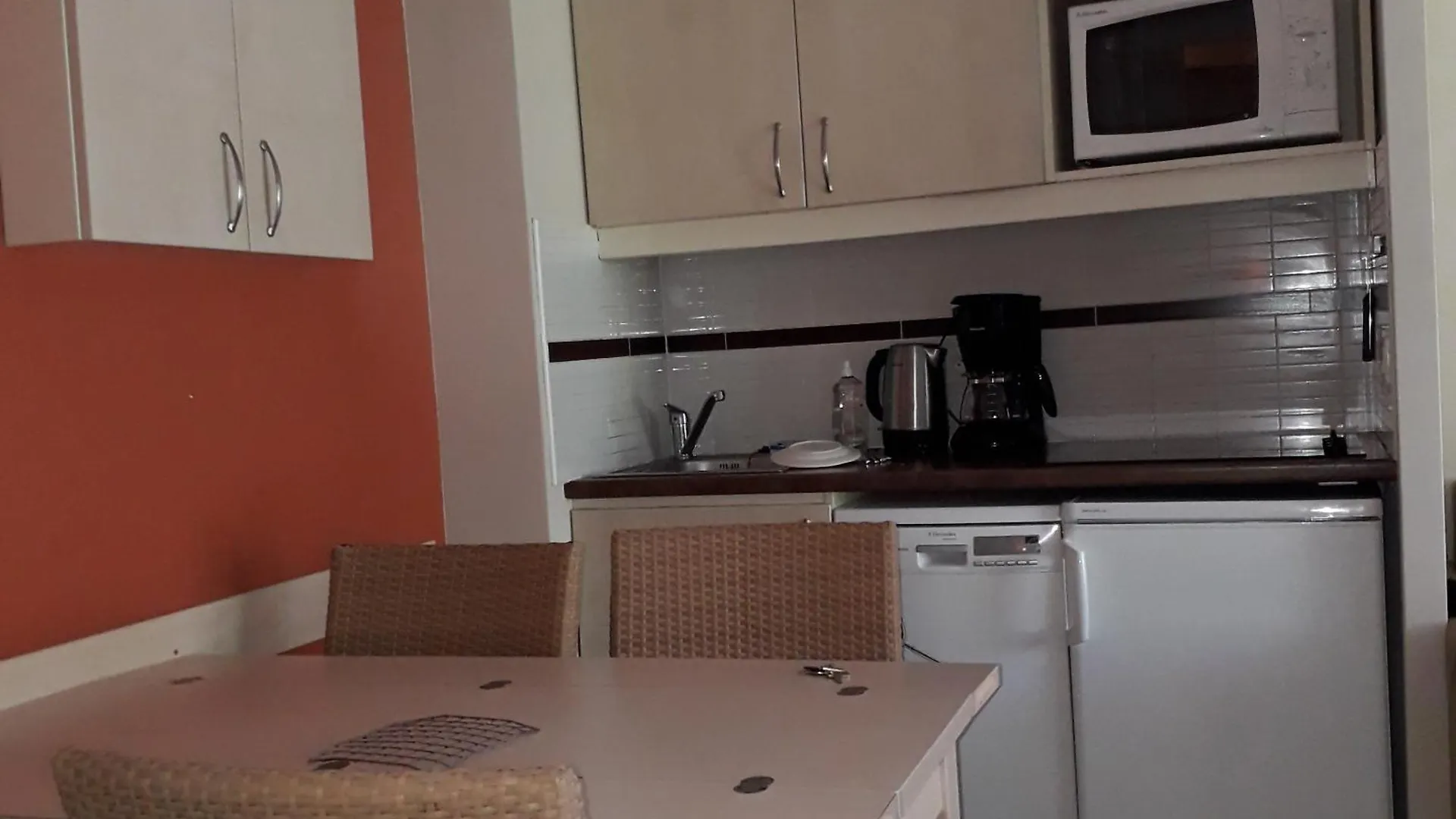 Apartment Charmant 2 Pieces Residence Avec Piscine Vue Mer Cannes
